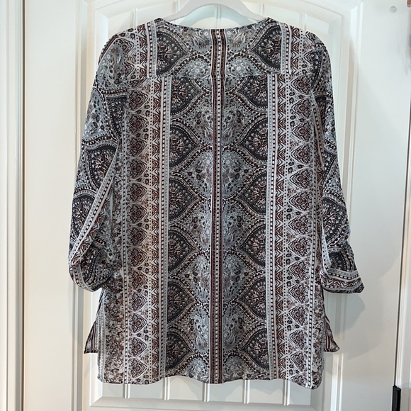 BKE Boutique boho hippie western blouse button down Roll tab sleeve size small - Picture 7 of 7